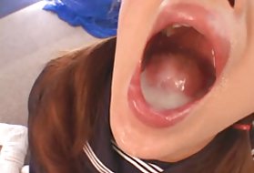 I japan som svelging av sæd i japan for å se på porno versjoner av filmer