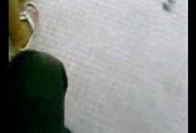 Støping porno første gang å se indonesia - jilbab bj kona til en generell porno
